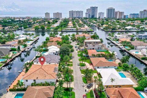 Villa ou maison à louer à Fort Lauderdale, Floride: 5 chambres, 575.53 m2 № 693301 - photo 14