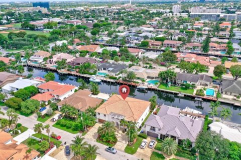 Villa ou maison à louer à Fort Lauderdale, Floride: 5 chambres, 575.53 m2 № 693301 - photo 7