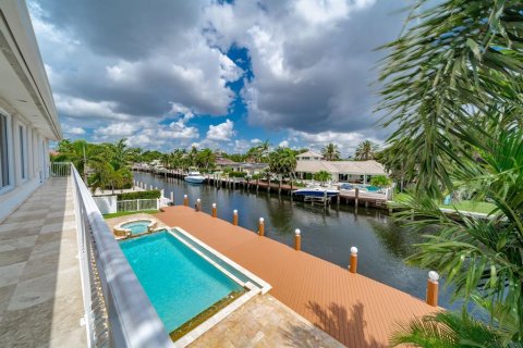 Villa ou maison à louer à Fort Lauderdale, Floride: 5 chambres, 575.53 m2 № 693301 - photo 17