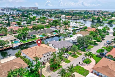 Villa ou maison à louer à Fort Lauderdale, Floride: 5 chambres, 575.53 m2 № 693301 - photo 12