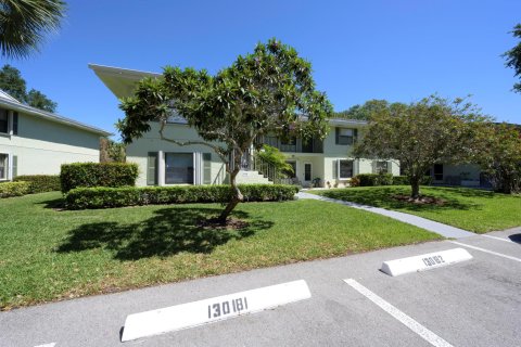 Condo in Palm Beach Gardens, Florida, 2 bedrooms  № 1104413 - photo 2