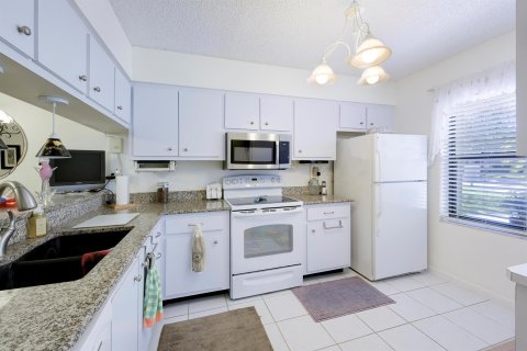 Condo in Palm Beach Gardens, Florida, 2 bedrooms  № 1104413 - photo 16