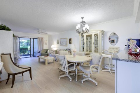 Condo in Palm Beach Gardens, Florida, 2 bedrooms  № 1104413 - photo 13