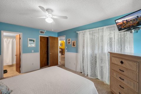 Condo in Hobe Sound, Florida, 2 bedrooms  № 1103432 - photo 9