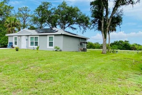 House in LaBelle, Florida 3 bedrooms, 104.05 sq.m. № 1103179 - photo 5