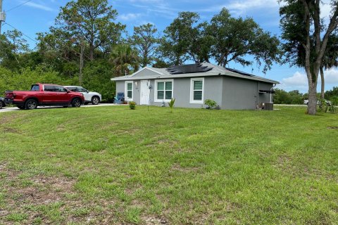 House in LaBelle, Florida 3 bedrooms, 104.05 sq.m. № 1103179 - photo 6