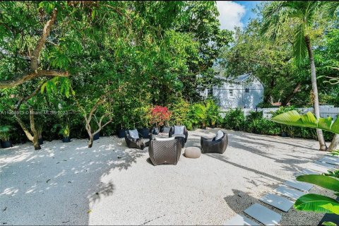 Casa en venta en El Portal, Florida, 3 dormitorios, 111.39 m2 № 970186 - foto 13