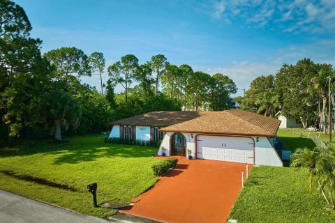 Villa ou maison à vendre à Palm Bay, Floride: 3 chambres, 147.62 m2 № 998317 - photo 30