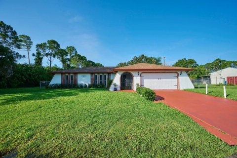 Villa ou maison à vendre à Palm Bay, Floride: 3 chambres, 147.62 m2 № 998317 - photo 13