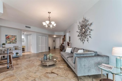 Copropriété à vendre à Miami, Floride: 3 chambres, 138.98 m2 № 1392048 - photo 2