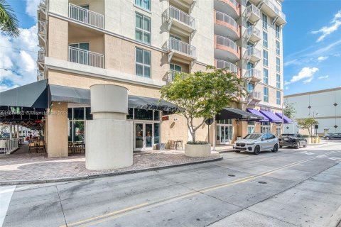 Condominio en venta en Miami, Florida, 3 dormitorios, 138.98 m2 № 1392048 - foto 19