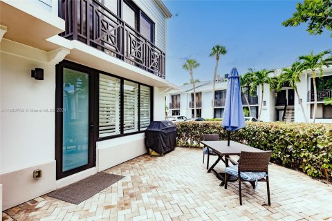 Copropriété à vendre à Fort Lauderdale, Floride: 2 chambres, 117.43 m2 № 1392056 - photo 17