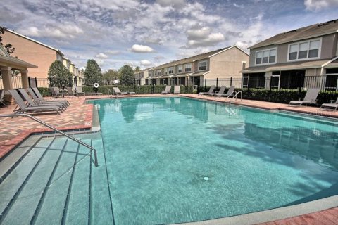 Townhouse in Riverview, Florida 3 bedrooms, 152.73 sq.m. № 1385154 - photo 23