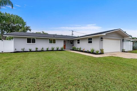 Villa ou maison à vendre à Ormond Beach, Floride: 3 chambres, 145.48 m2 № 1341442 - photo 1