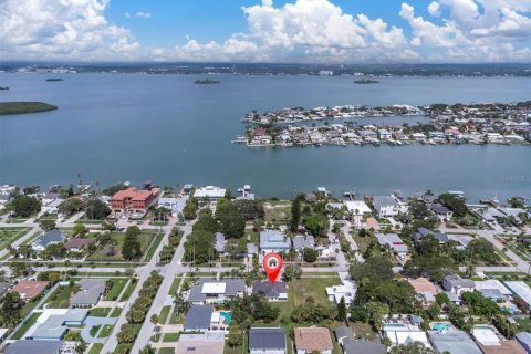 Casa en venta en Clearwater, Florida, 3 dormitorios, 153.47 m2 № 1341410 - foto 2