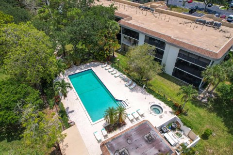 Condominio en venta en Tamarac, Florida, 2 dormitorios, 137.5 m2 № 1182133 - foto 1