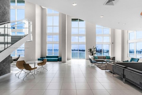 Copropriété à vendre à Miami, Floride: 2 chambres, 128.21 m2 № 1403112 - photo 7