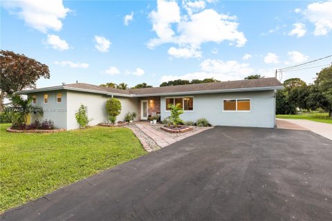 Casa en venta en Davie, Florida, 3 dormitorios, 176.14 m2 № 1403155 - foto 4