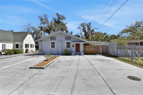 House in Lakeland, Florida 3 bedrooms, 182.09 sq.m. № 1424650 - photo 2