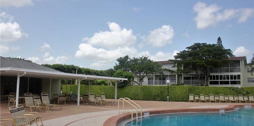 Condo in Boca Raton, Florida, 1 bedroom  № 991696