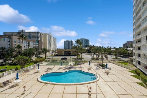 Copropriété à vendre à Pompano Beach, Floride: 1 chambre, 72 m2 № 991701 - photo 6