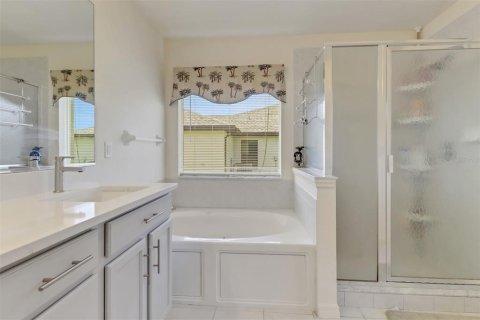 Villa ou maison à vendre à Cape Coral, Floride: 4 chambres, 202.16 m2 № 1358097 - photo 18