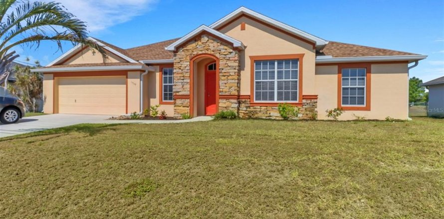 Villa ou maison à Cape Coral, Floride 4 chambres, 202.16 m2 № 1358097