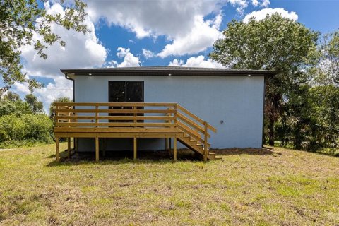 House in Punta Gorda, Florida 3 bedrooms, 124.3 sq.m. № 1295999 - photo 19