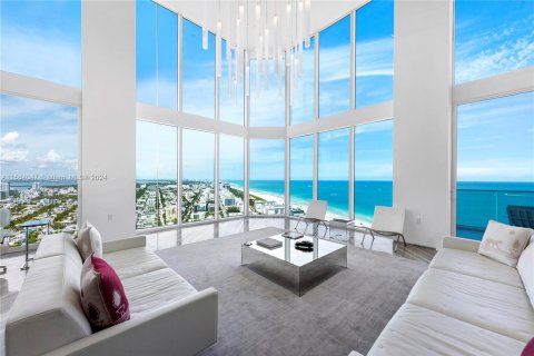 Copropriété à vendre à Miami Beach, Floride: 5 chambres, 780.38 m2 № 1099447 - photo 1