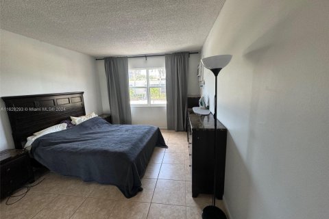 Copropriété à vendre à Pompano Beach, Floride: 1 chambre, 60.39 m2 № 1282169 - photo 9