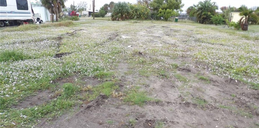 Terreno en Englewood, Florida № 844347