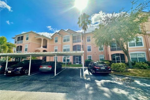 Condominio en venta en Orlando, Florida, 3 dormitorios, 118.54 m2 № 811168 - foto 1