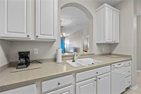 Condo in Davenport, Florida, 2 bedrooms  № 1105783 - photo 8