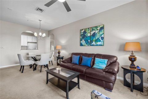 Condo in Davenport, Florida, 2 bedrooms  № 1105783 - photo 11