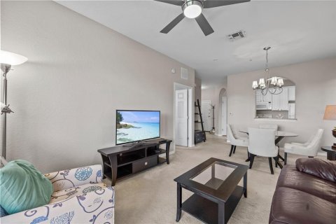 Condo in Davenport, Florida, 2 bedrooms  № 1105783 - photo 12