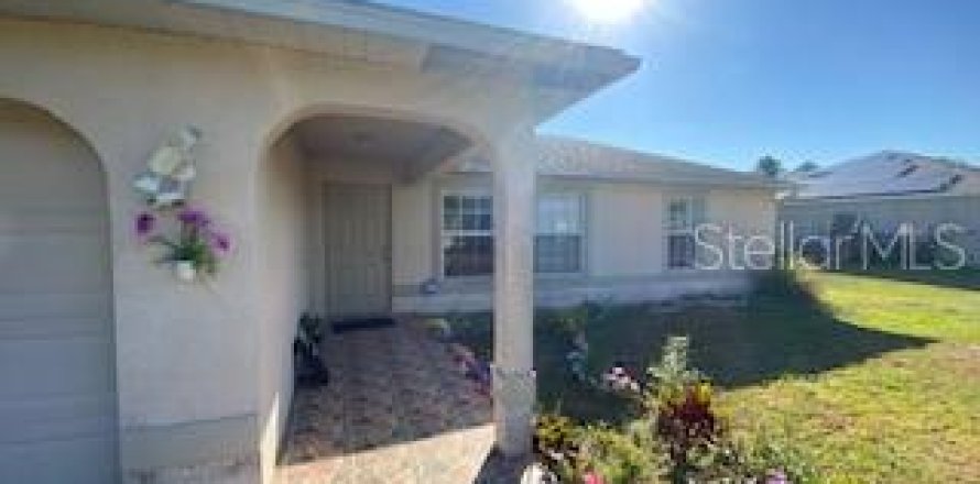 House in North Port, Florida 3 bedrooms, 111.02 sq.m. № 1139775