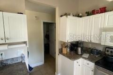 House in North Port, Florida 3 bedrooms, 111.02 sq.m. № 1139775 - photo 25