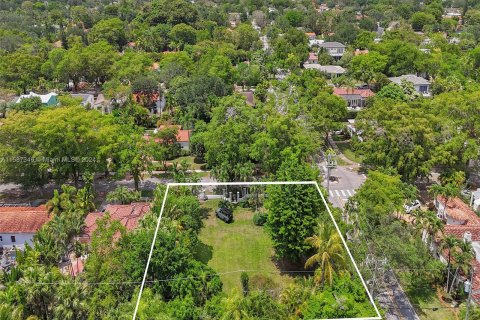 Land in Coral Gables, Florida № 1175847 - photo 16