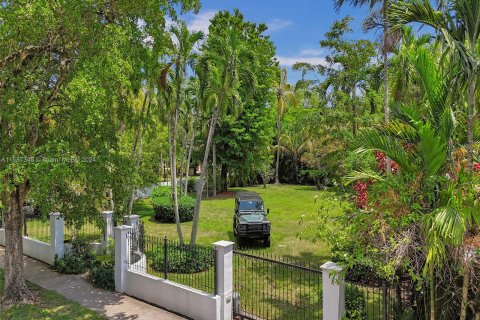 Terrain à vendre à Coral Gables, Floride № 1175847 - photo 14