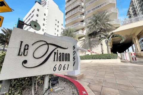 Condo in Miami Beach, Florida, 2 bedrooms  № 932084 - photo 4