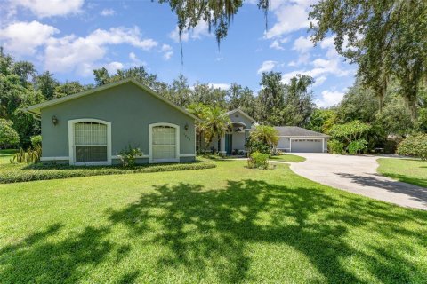 Villa ou maison à vendre à Kissimmee, Floride: 4 chambres, 311.13 m2 № 1307917 - photo 3