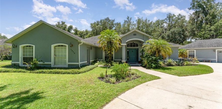 Villa ou maison à Kissimmee, Floride 4 chambres, 311.13 m2 № 1307917