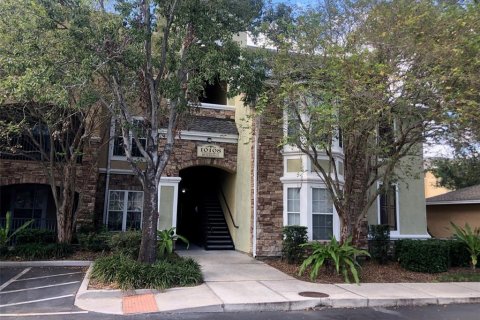 Condo in Tampa, Florida, 3 bedrooms  № 1427898 - photo 1