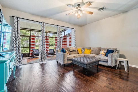 Adosado en venta en Tampa, Florida, 3 dormitorios, 150.69 m2 № 1323685 - foto 18