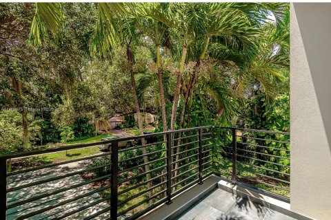 Villa ou maison à vendre à Biscayne Park, Floride: 5 chambres, 271.18 m2 № 780728 - photo 28