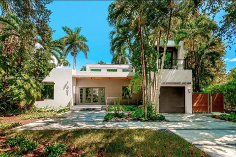 Villa ou maison à vendre à Biscayne Park, Floride: 5 chambres, 271.18 m2 № 780728 - photo 3