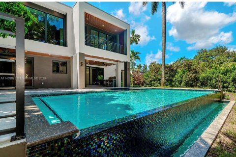Casa en venta en Biscayne Park, Florida, 5 dormitorios, 271.18 m2 № 780728 - foto 8