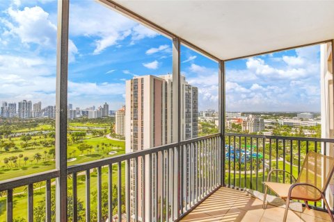 Condo in Aventura, Florida, 2 bedrooms  № 1411947 - photo 3