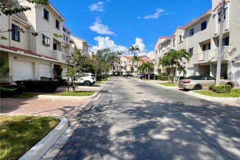 Condo in Aventura, Florida, 3 bedrooms  № 1418704 - photo 3