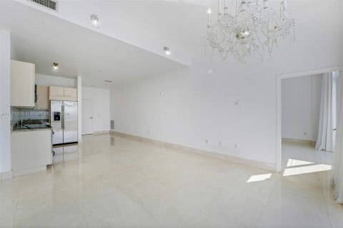 Condominio en venta en Miami Beach, Florida, 1 dormitorio, 89.74 m2 № 1147521 - foto 6